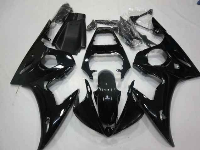 05 Noir Brillant Yamaha R6 Carénage Moto 05 Noir Brillant Yamaha R6 Carénage Moto