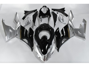 18-23 Argent & Noir Kawasaki Ninja 400 Carénage Moto
